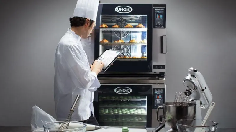  Чем пароконвектомат отличается от конвекционной печи?