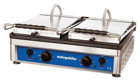 Гриль контактный Ozti OTM 5530
