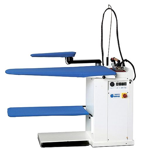 Гладильный стол Ghidini Ambria
