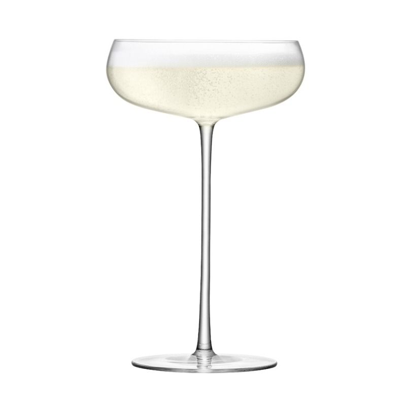 бокал блюдце