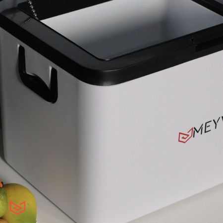 Автомобильный холодильник переносной Meyvel AF-G25