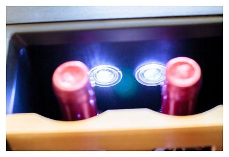 Шкаф винный Cold Vine BCW-25C