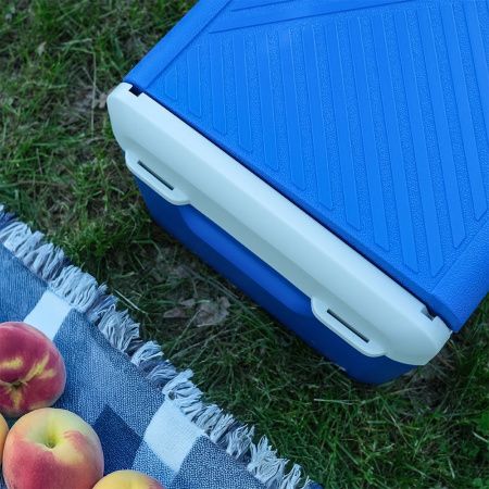 Автомобильный холодильник переносной Meyvel AF-M15