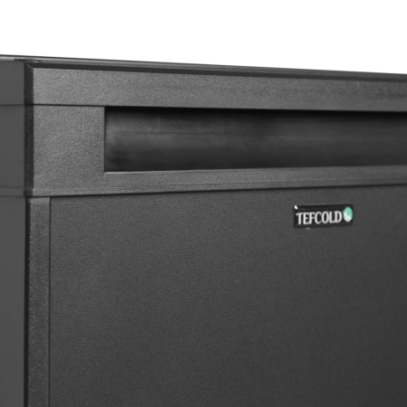 Шкаф холодильный Tefcold TM45С черный