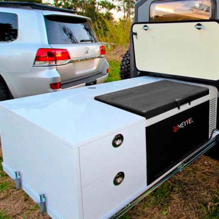 Автомобильный холодильник встраиваемый Meyvel AF-AB22