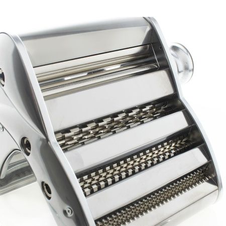 Тестораскатка-лапшерезка Foodatlas FLY3150 ручная