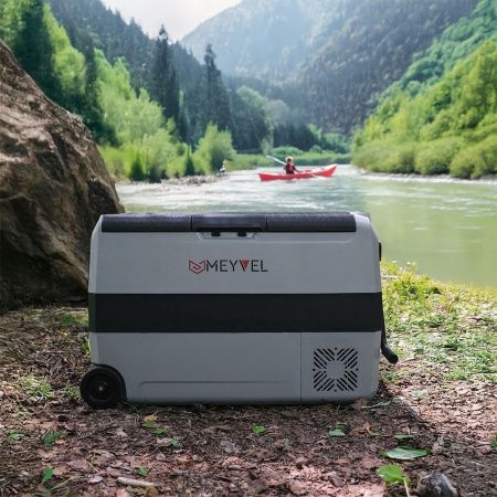 Автомобильный холодильник переносной Meyvel AF-SD50