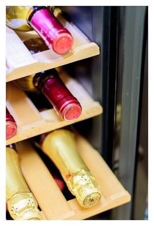 Шкаф винный Cold Vine BCW-35C