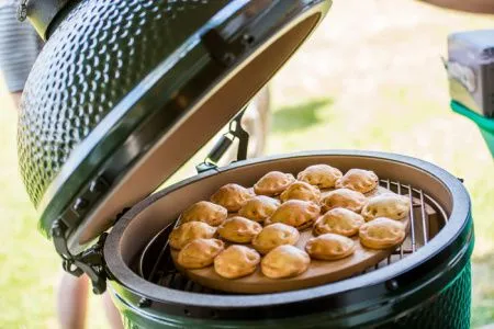 Big Green Egg Medium